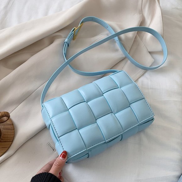 Handbags - NWT Blue Padded Cassette Bag Luxury looking purse